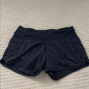 Size 2 black lululemon shorts